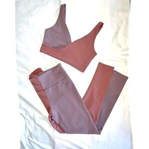 Fawn 2Pc color-block active set;cross-front workout bra , matching legging Sz M